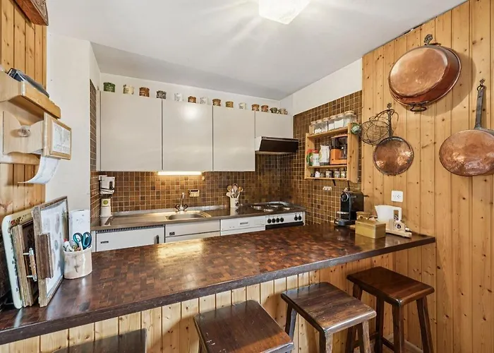 Ski-in Comfort Charming Morgins 5 Min Walk To Portes Du Soleil Telecabine *